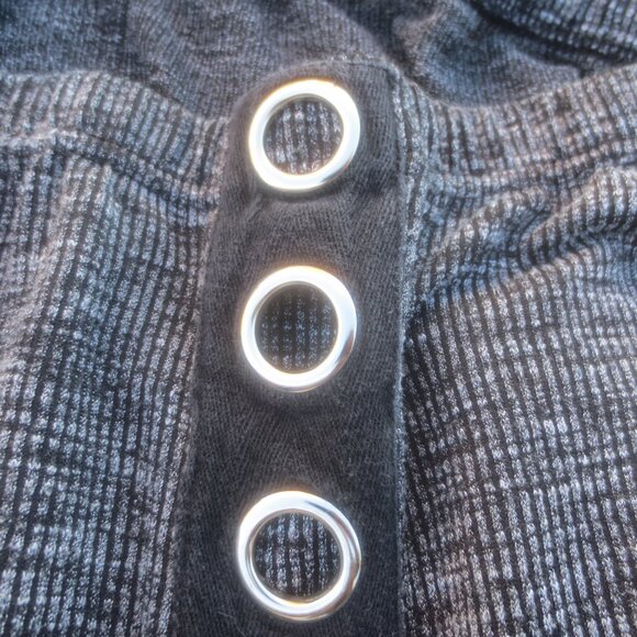 Rose Gal Gray Leggings Rock and Roll Styling with Grommet Rings - Large. - Picture 12 of 13